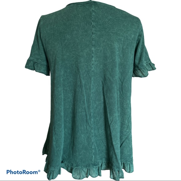 Altar'd State emerald Green Ruffle Hem Tee - Picture 2 of 5
